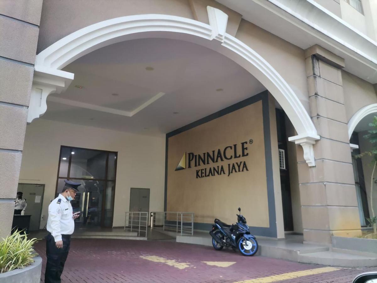 Pinnacle Kelana Jaya Петалінг-Джая Екстер'єр фото